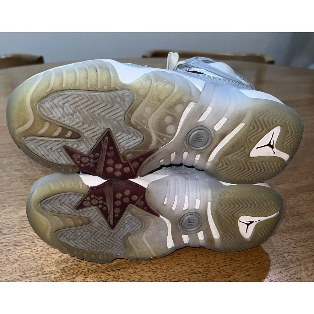 Nike Boys Air Jordan Jumpman Two Trey GS White‎ Cherrywood Red Sneakers Size 4Y - Picture 9 of 15